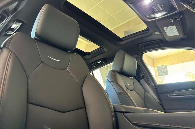 New 2026 Cadillac CT5 Sport w/ Technology Package RWD image 16