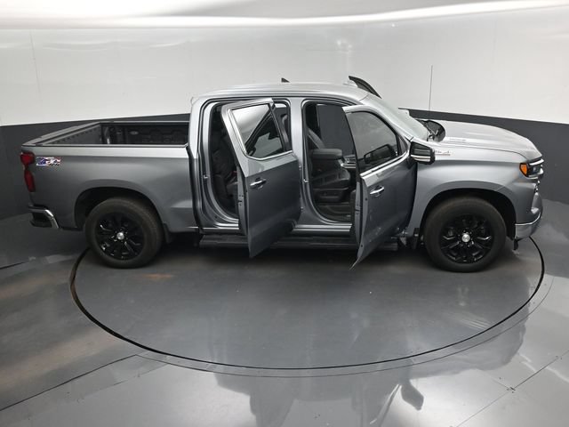 Used 2023 Chevrolet Silverado 1500 LTZ w/ Technology Package AWD/4WD image 18