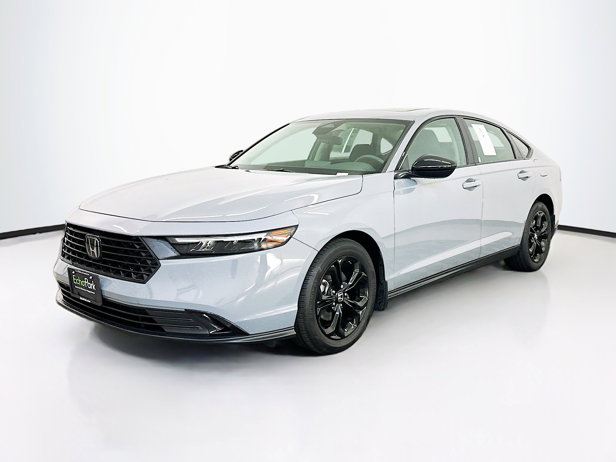 Used 2025 Honda Accord SE image 3