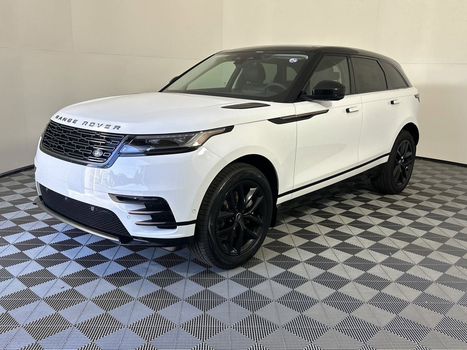 Used 2025 Land Rover Range Rover Velar Dynamic SE