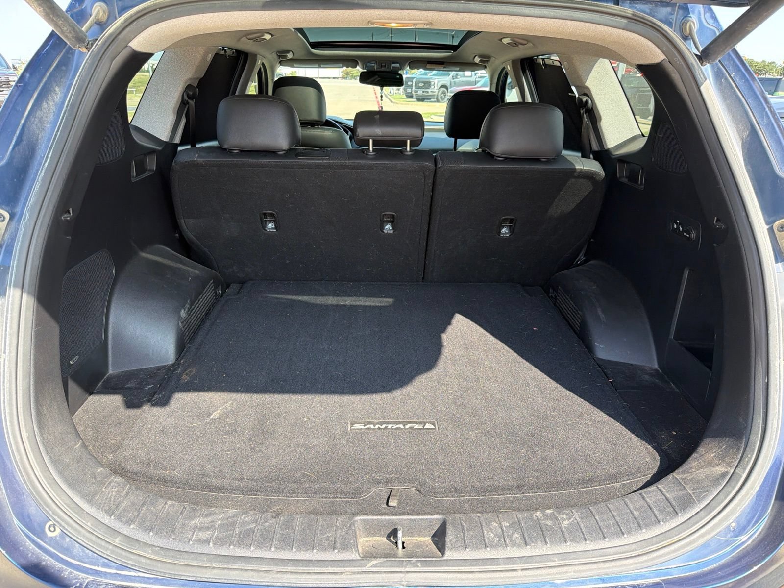 Used 2020 Hyundai Santa Fe Limited w/ Cargo Package FWD image 15