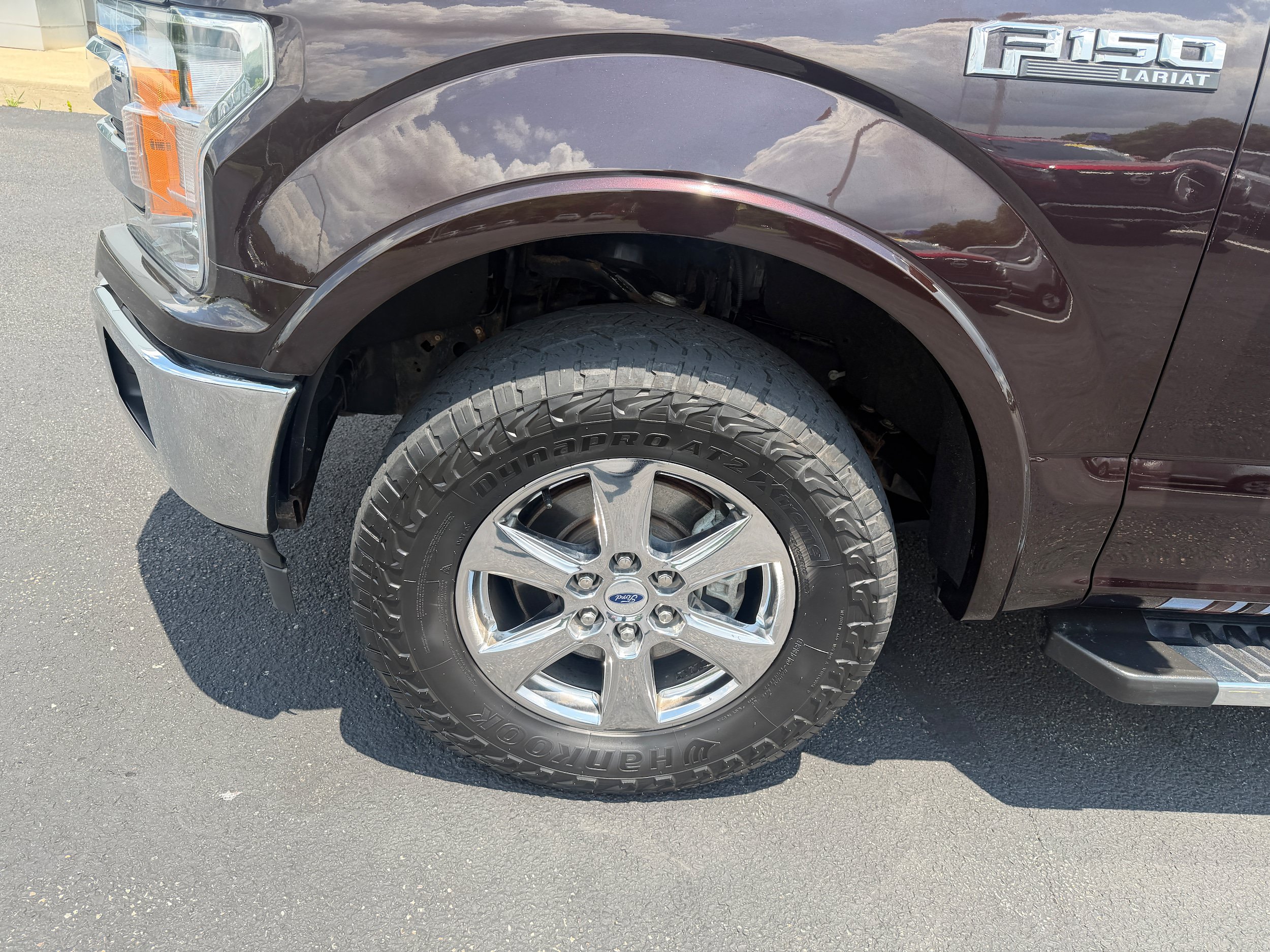 Used 2019 Ford F150 Lariat AWD/4WD image 11