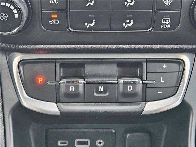 Used 2022 GMC Terrain SLE FWD image 12