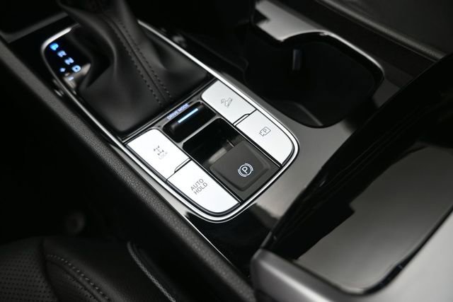 Used 2026 Hyundai Santa Cruz Limited AWD/4WD image 4