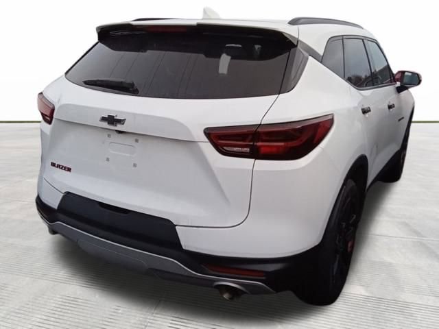 Used 2024 Chevrolet Blazer LT w/ Redline Edition image 9