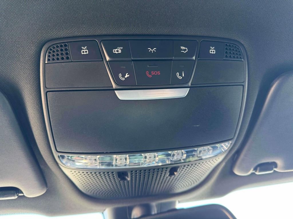 Used 2019 Mercedes-Benz GLC 300 image 31