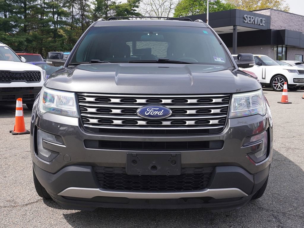 Used 2016 Ford Explorer XLT AWD/4WD image 8
