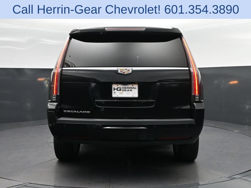 Used 2019 Cadillac Escalade Premium Luxury AWD/4WD image 6