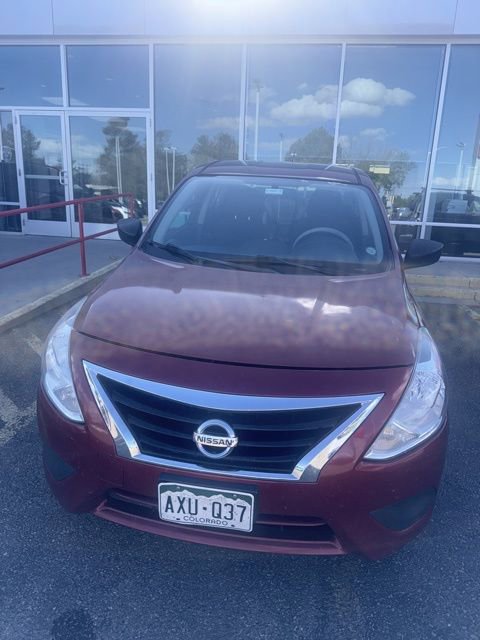 Used 2017 Nissan Versa SV FWD image 2