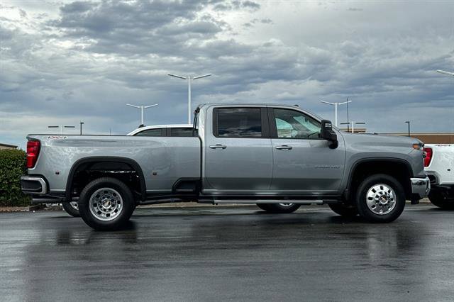 New 2026 Chevrolet Silverado 3500 LT w/ All Star Edition image 3