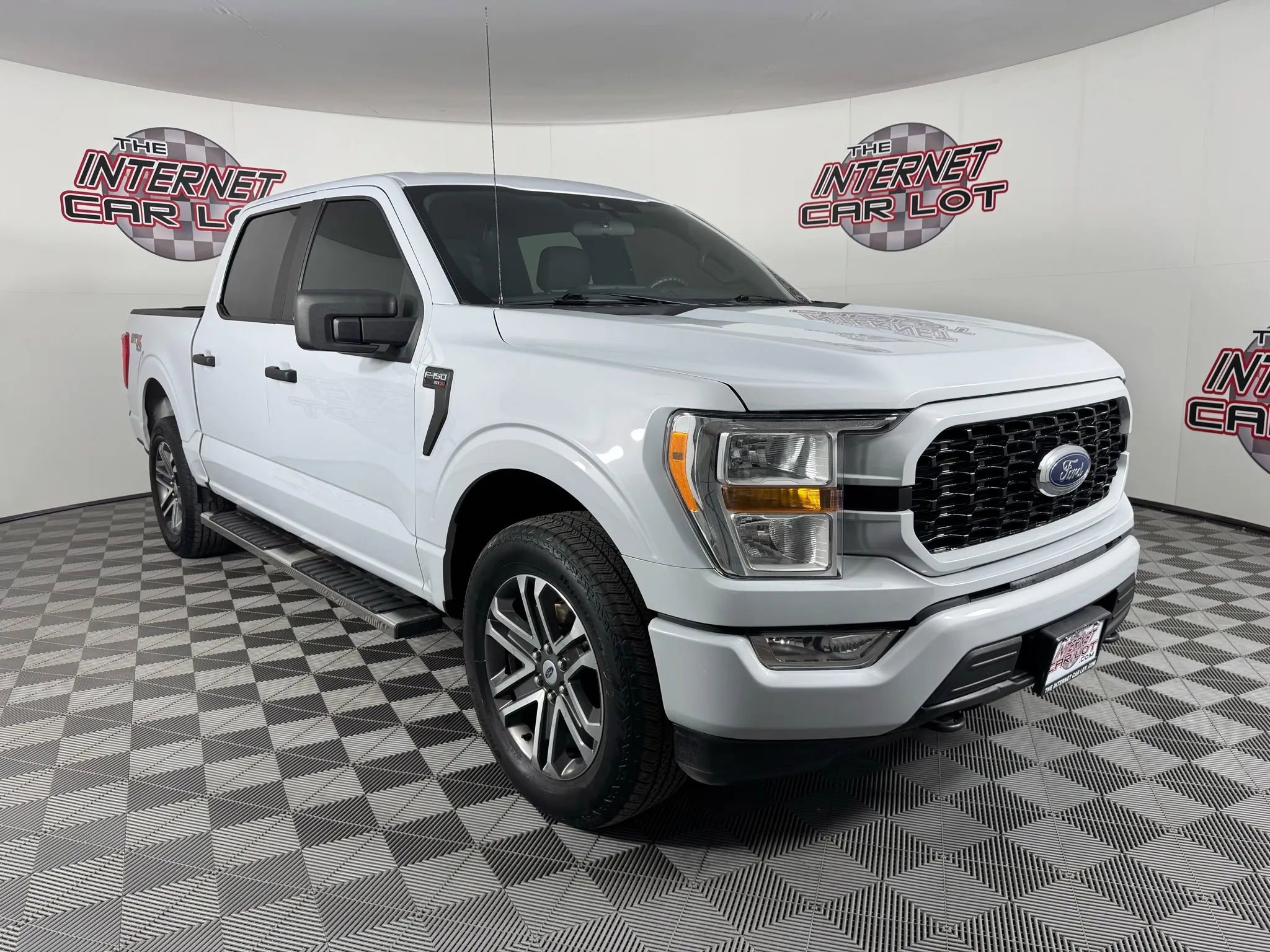 Used 2021 Ford F150 XL w/ STX Appearance Package image 9