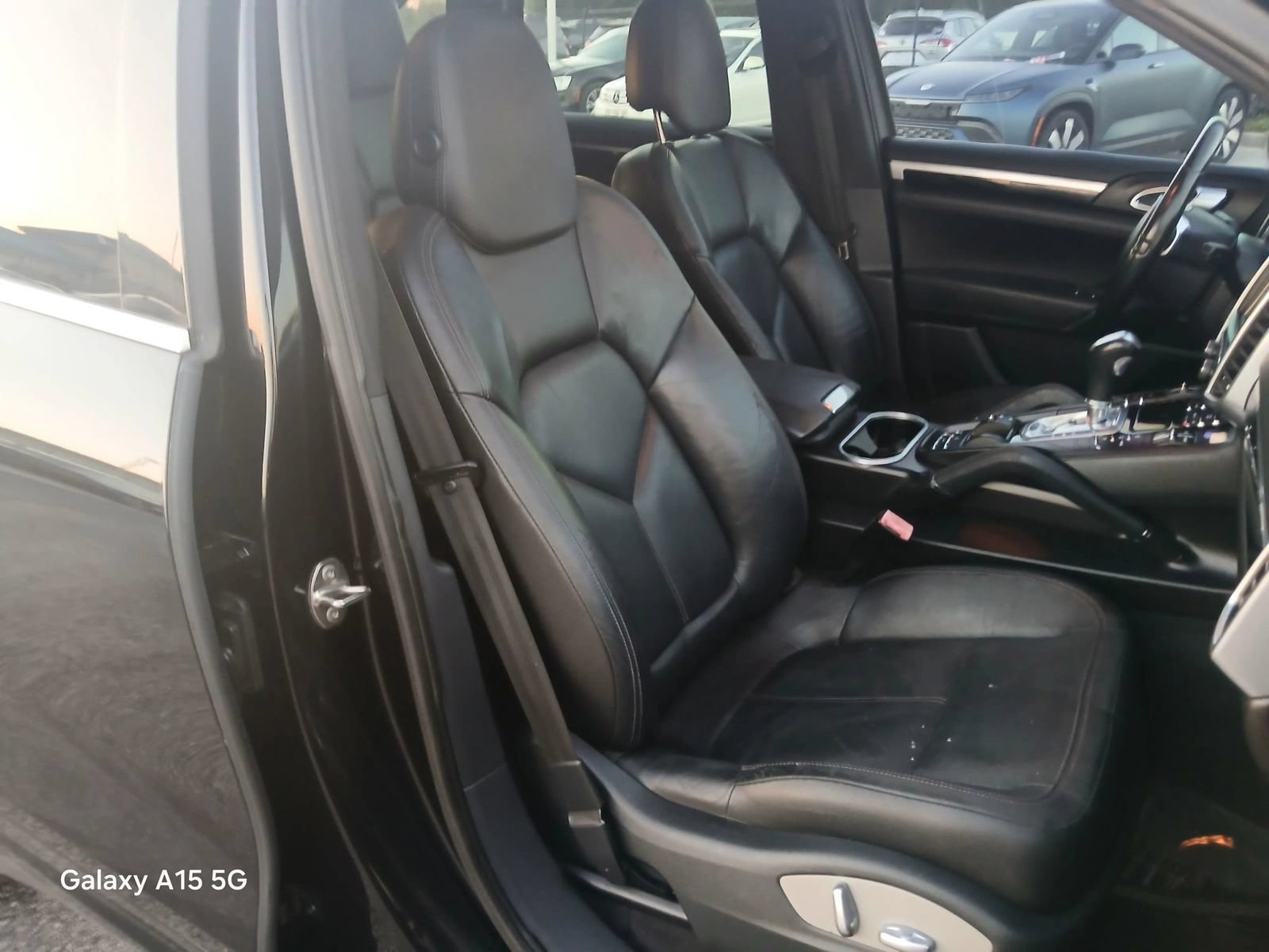 Used 2011 Porsche Cayenne AWD/4WD image 19