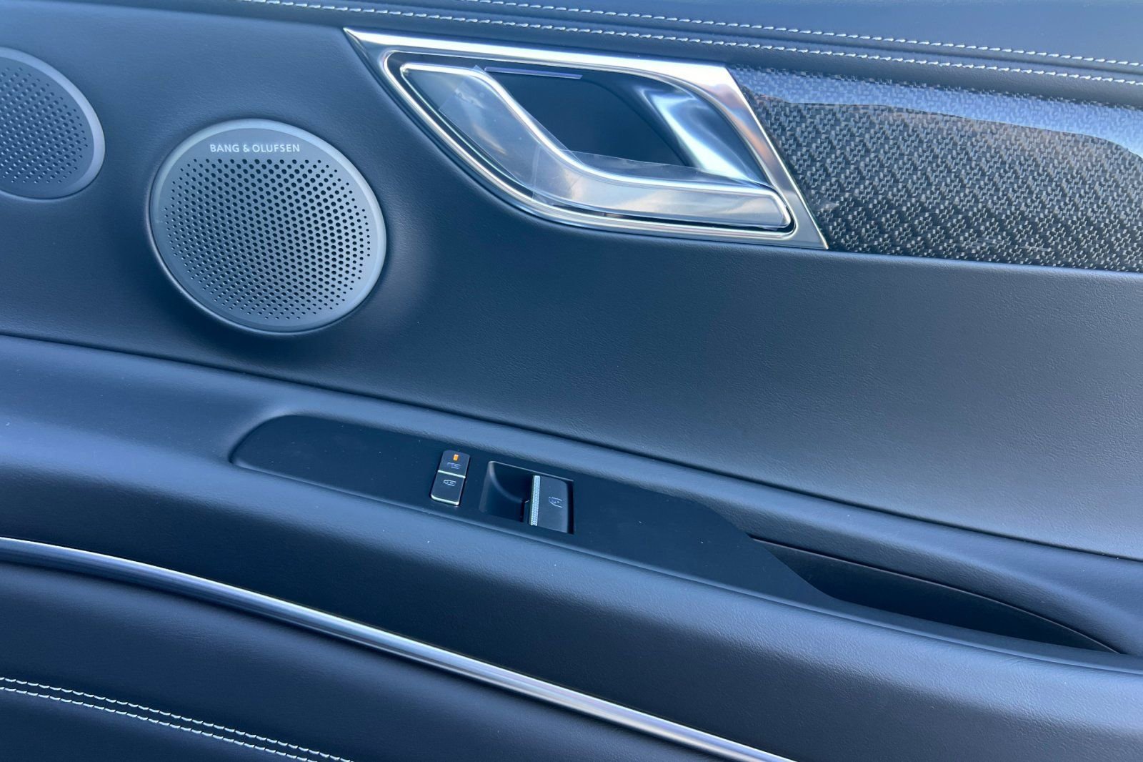 New 2025 Genesis GV80 3.5T e-SC image 21