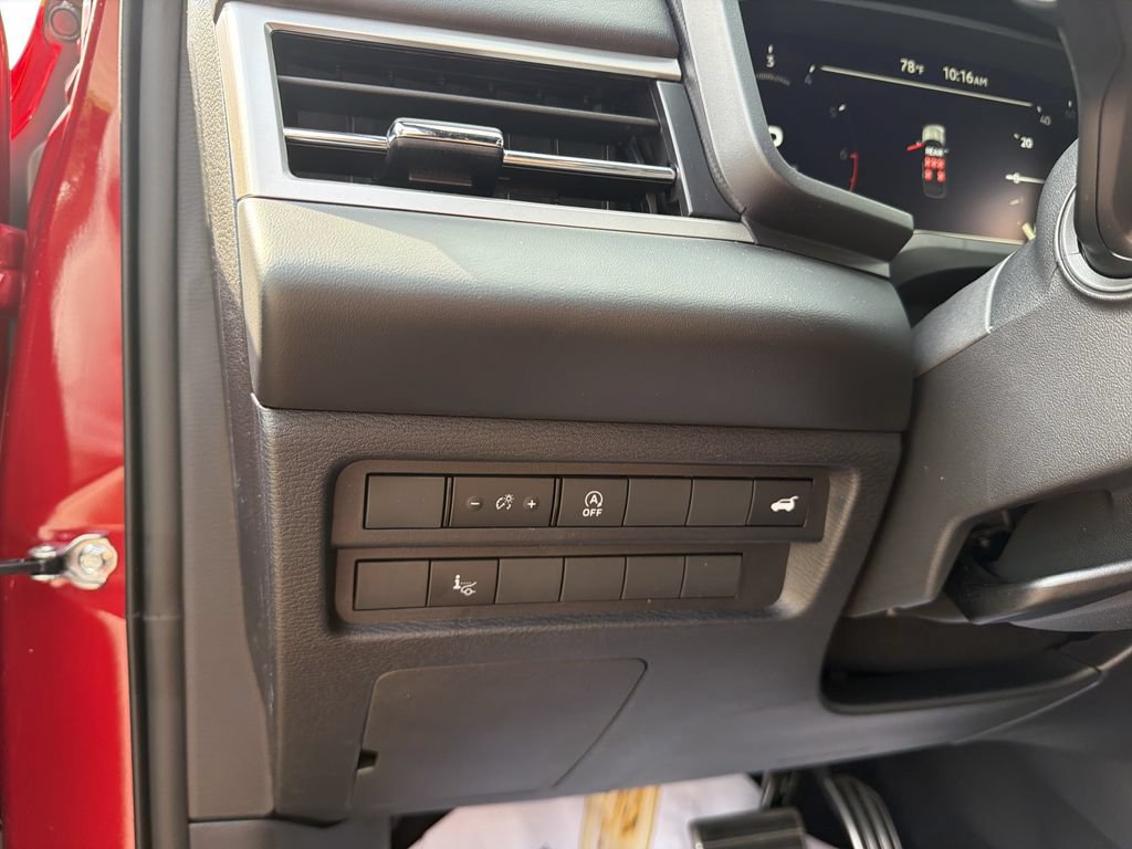 New 2026 Mitsubishi Outlander AWD image 18