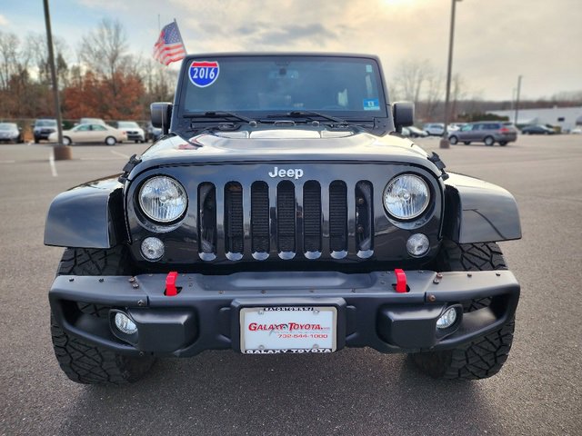 Used 2016 Jeep Wrangler Unlimited Rubicon image 2
