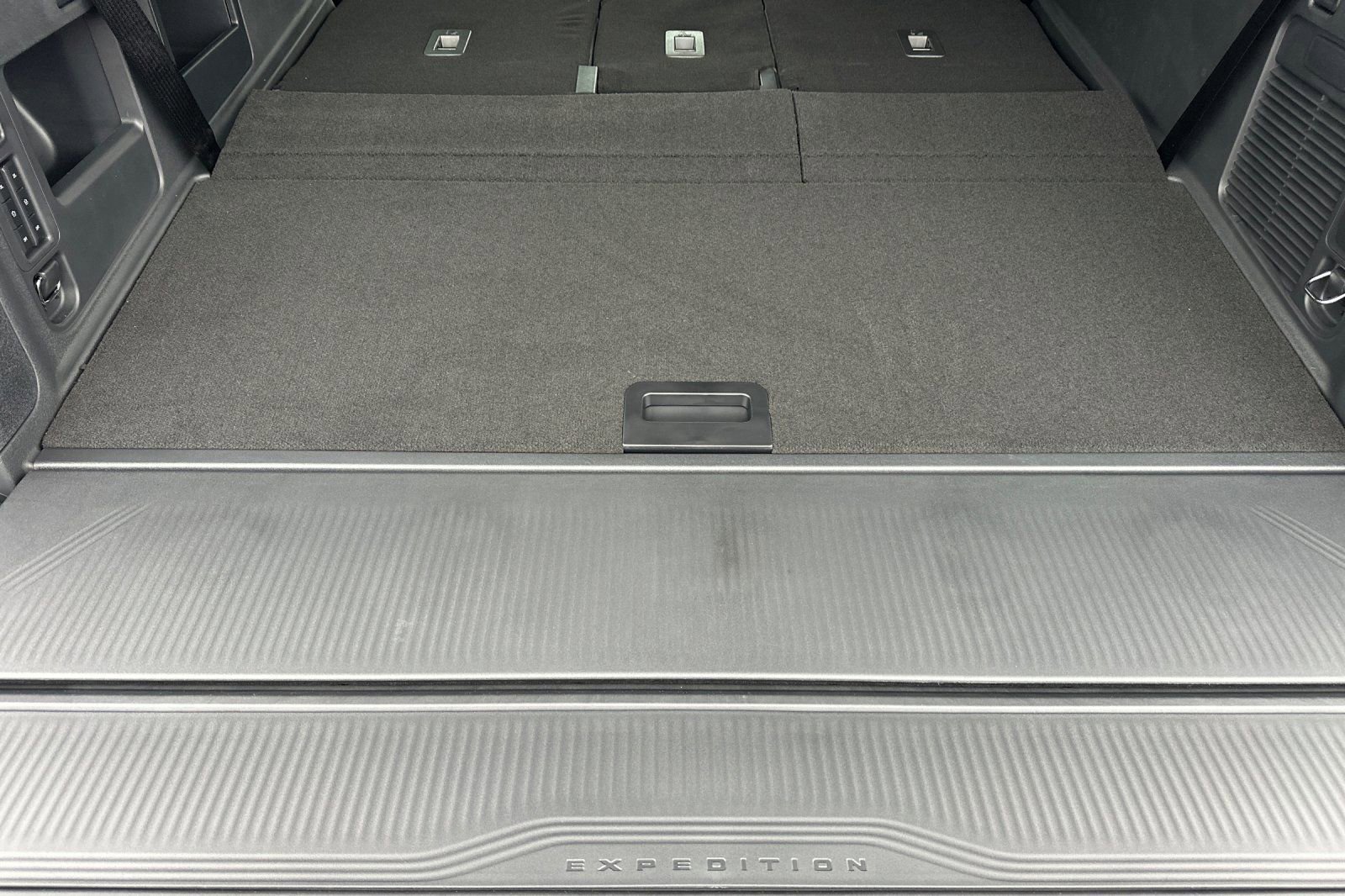 New 2026 Ford Expedition Active image 13