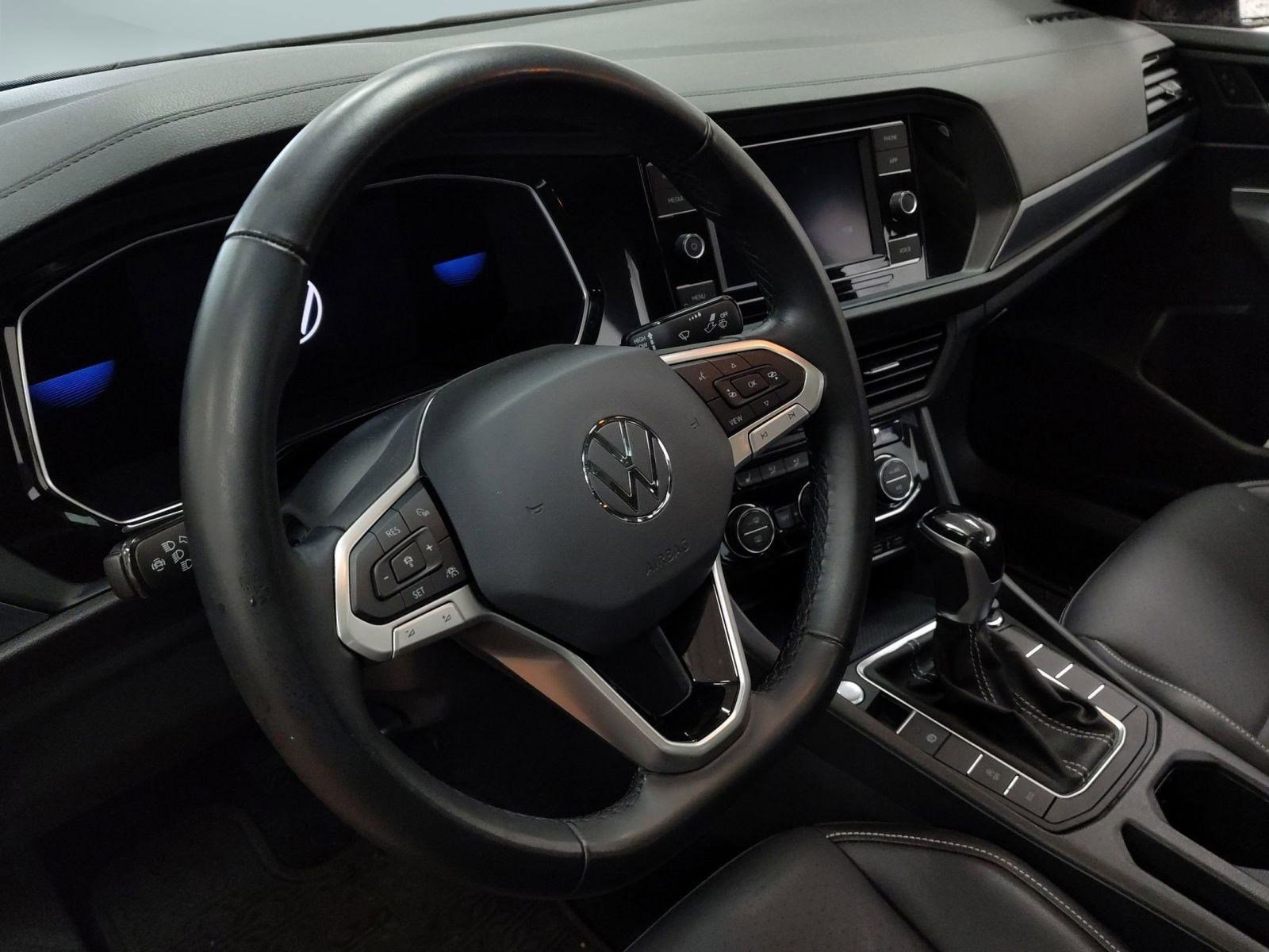 Used 2022 Volkswagen Jetta SE image 18
