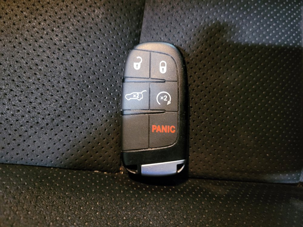 Used 2020 Jeep Grand Cherokee Trailhawk AWD/4WD image 32