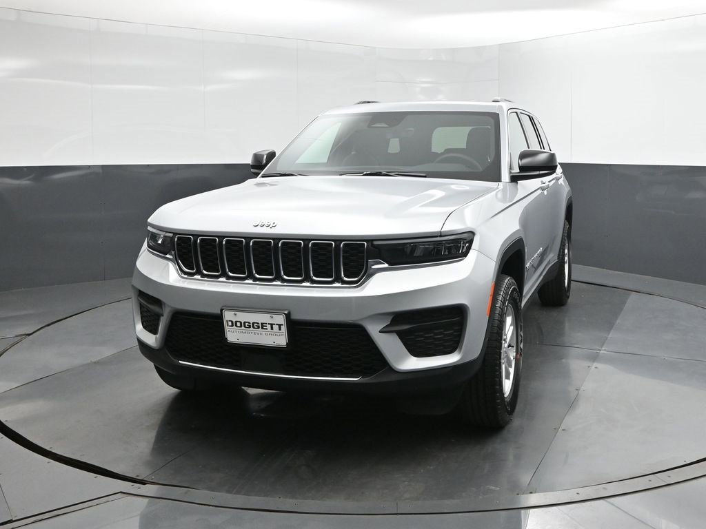 New 2025 Jeep Grand Cherokee Laredo w/ Luxury Tech Group I image 30