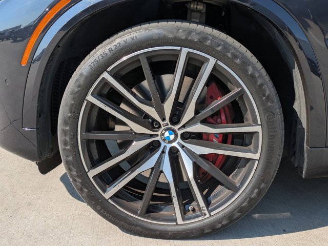 Used 2021 BMW X5 M50i AWD/4WD image 9