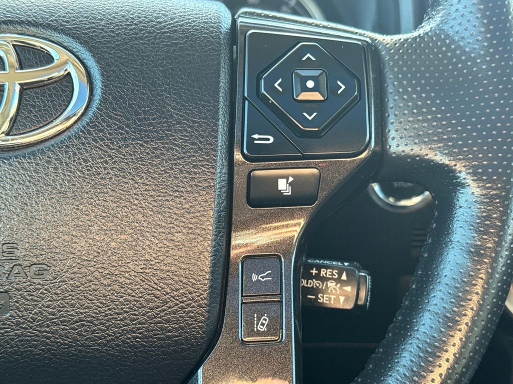 Used 2024 Toyota 4Runner TRD Off-Road Premium image 20