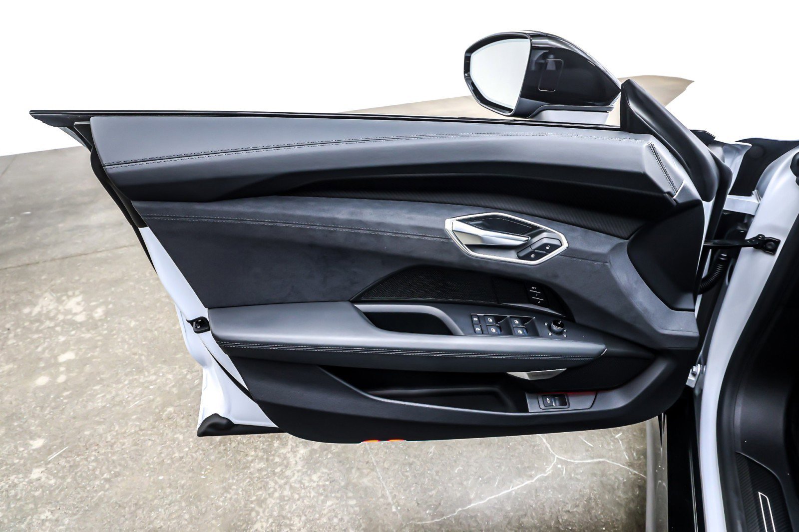 Used 2024 Audi RS e-tron GT w/ Carbon Performance Package image 21