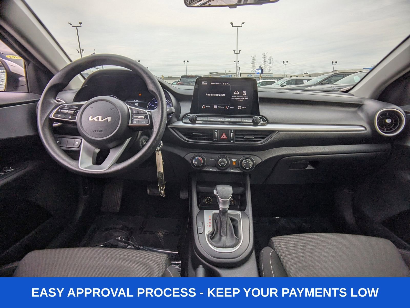 Used 2023 Kia Forte LXS image 12