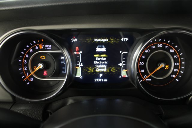 Used 2022 Jeep Gladiator Willys image 11