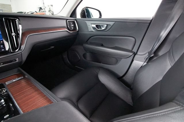 Used 2024 Volvo S60 B5 Plus w/ Climate Package AWD/4WD image 8
