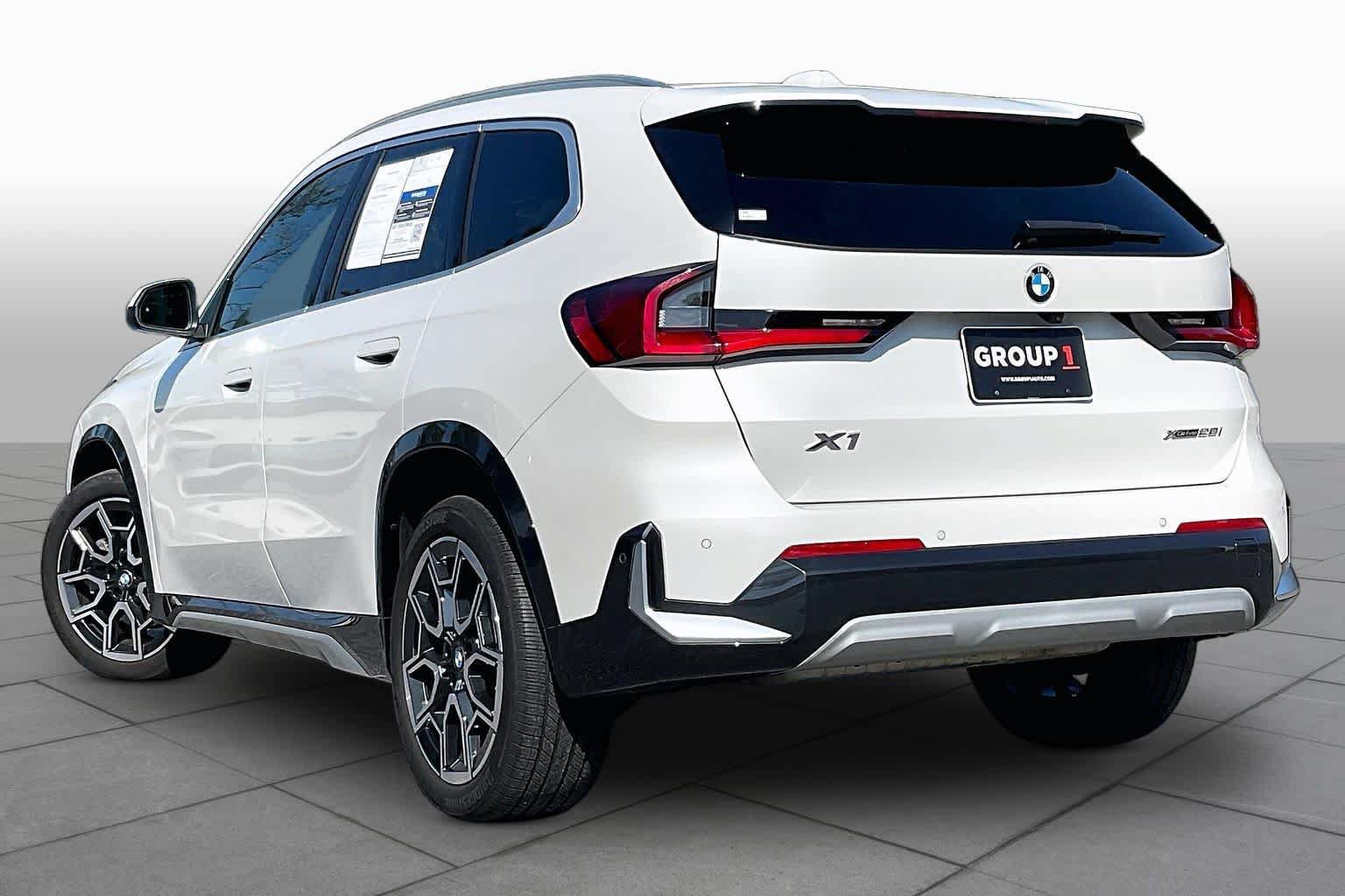 Used 2025 BMW X1 xDrive28i w/ Convenience Package AWD/4WD image 11