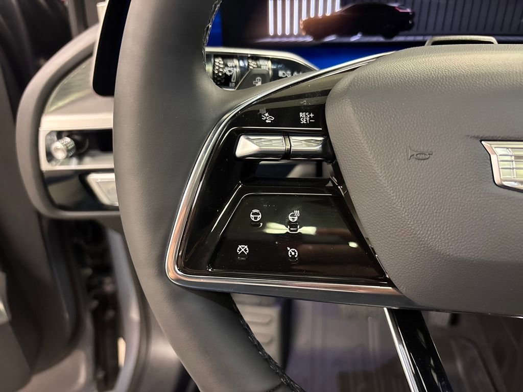 New 2026 Cadillac Lyriq Premium Luxury image 32