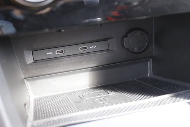 Used 2024 Volkswagen Taos SEL image 28