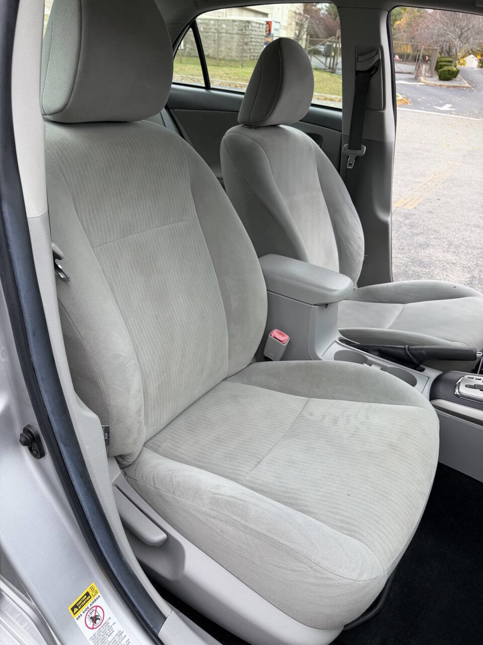 Used 2010 Toyota Corolla LE image 22