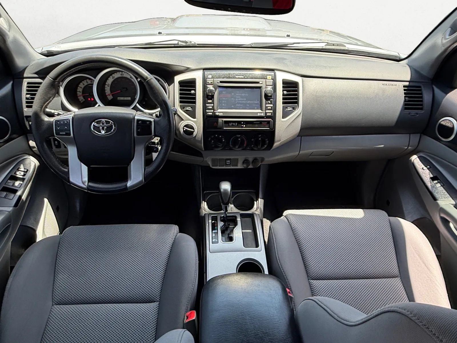 Used 2012 Toyota Tacoma 4x4 Double Cab w/ TRD Sport Pkg image 10