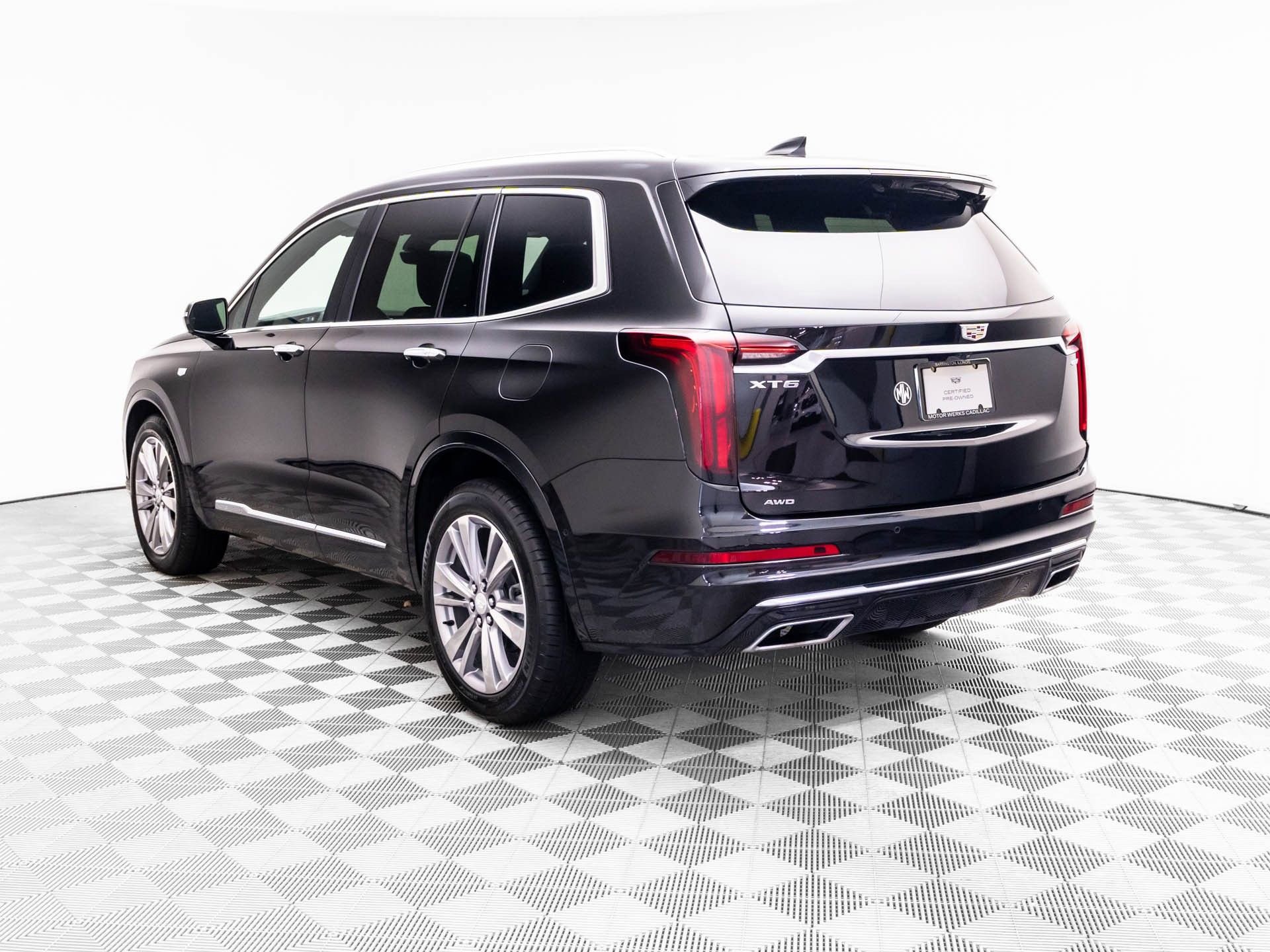 Certified 2025 Cadillac XT6 Premium Luxury w/ Platinum Package image 3