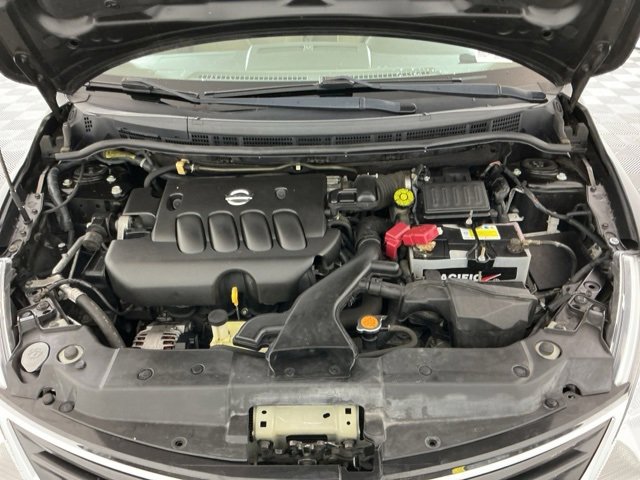 Used 2011 Nissan Versa SL image 25