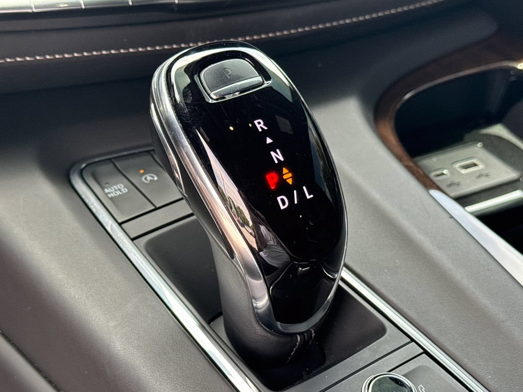 Used 2023 Cadillac Escalade Sport Platinum AWD/4WD image 34