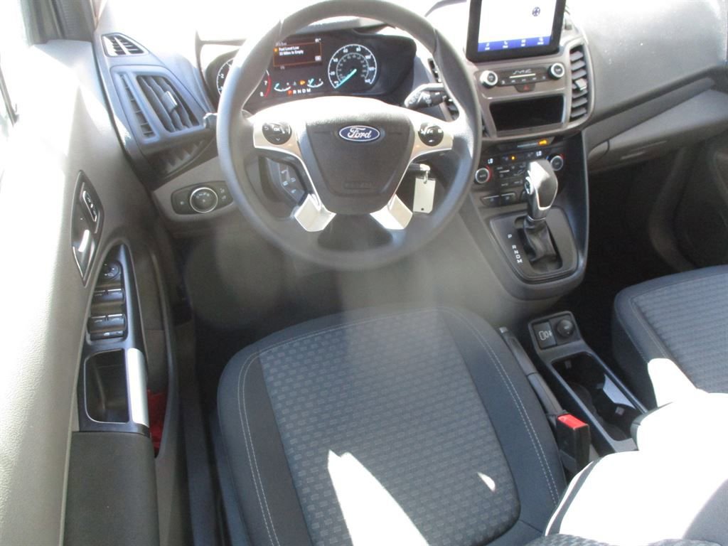 Used 2023 Ford Transit Connect XLT image 10