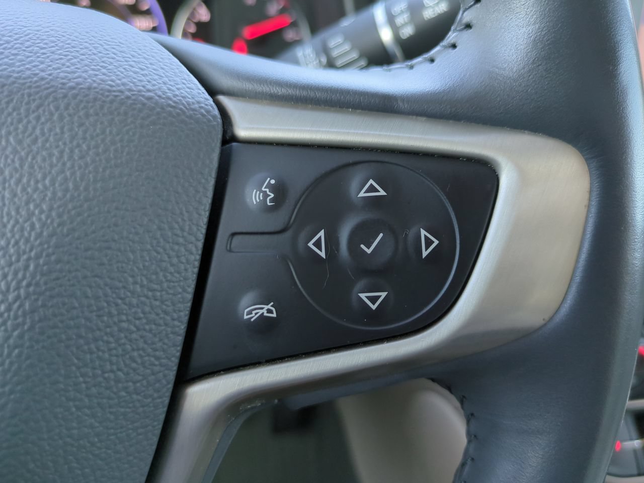 Certified 2021 GMC Acadia Denali w/ Denali Technology Package FWD image 28