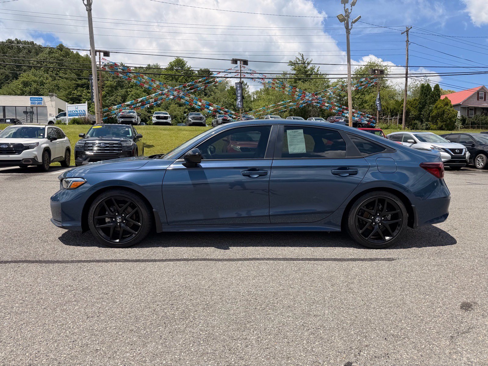 Used 2025 Honda Civic Sport image 3