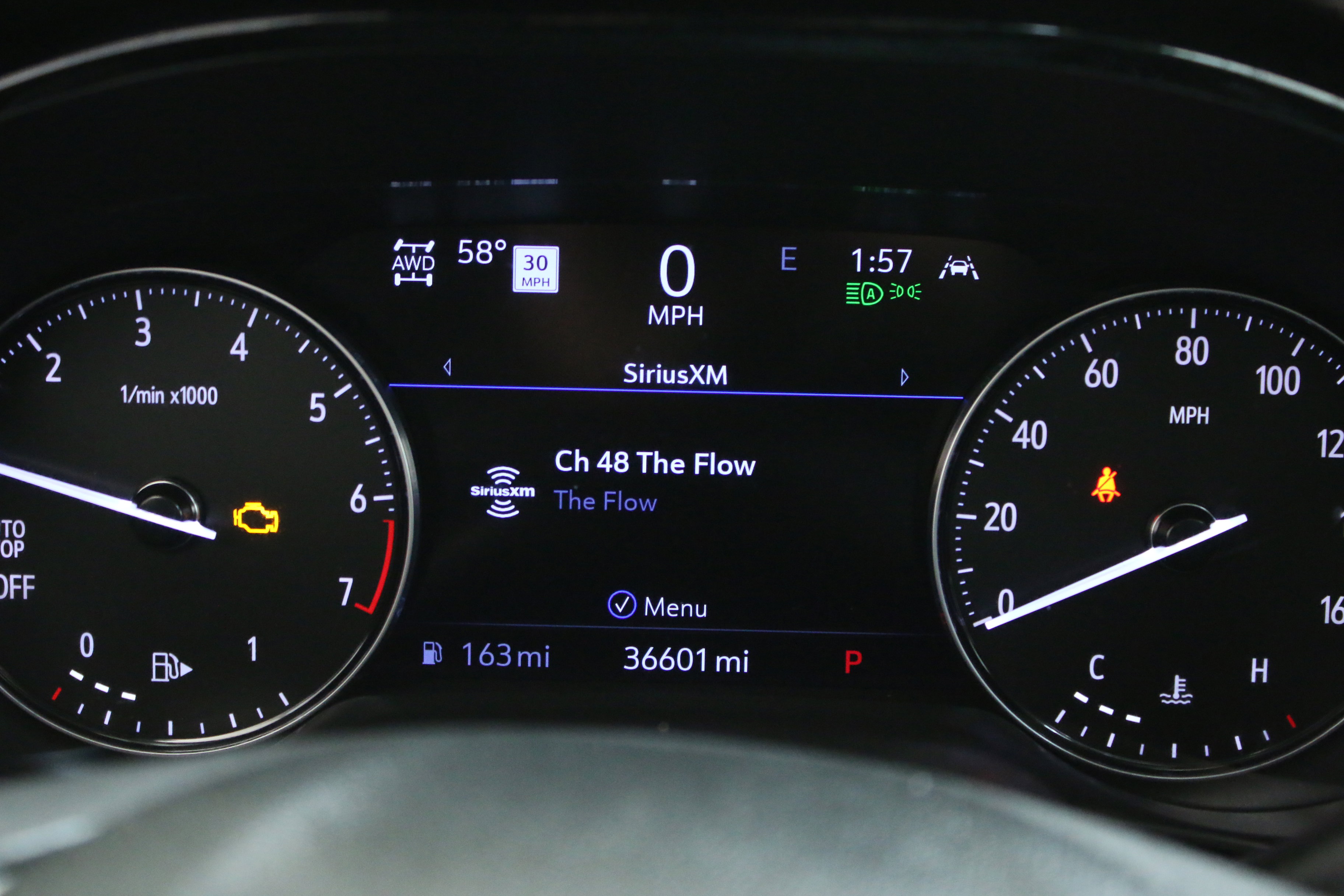 Used 2022 Buick Envision Avenir w/ Technology Package II image 17