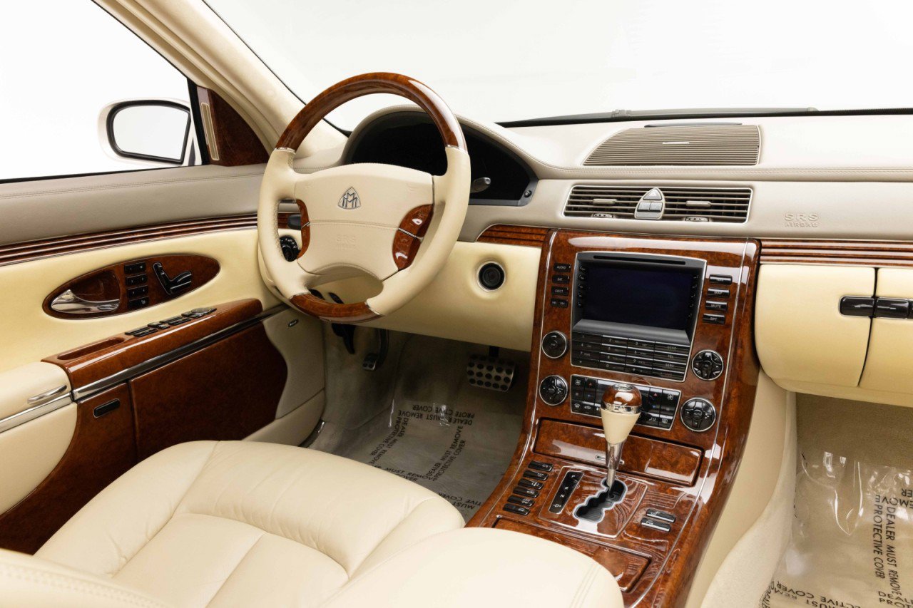 Used 2004 Maybach 57 RWD image 14