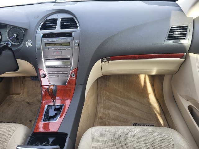 Used 2011 Lexus ES 350 FWD image 24