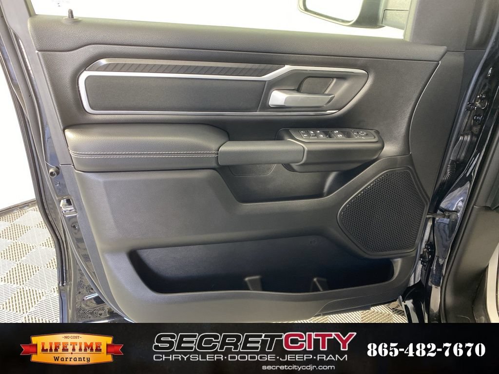New 2026 RAM 1500 Big Horn AWD/4WD image 12