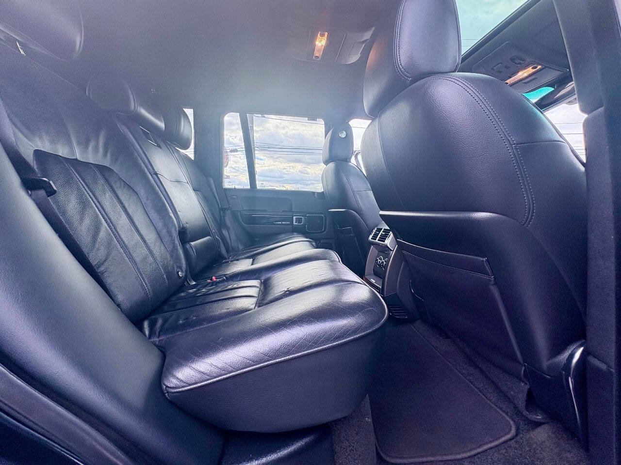 Used 2012 Land Rover Range Rover HSE image 28