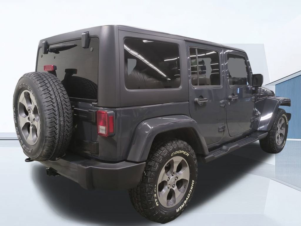 Used 2017 Jeep Wrangler Unlimited Sahara w/ Connectivity Group image 3