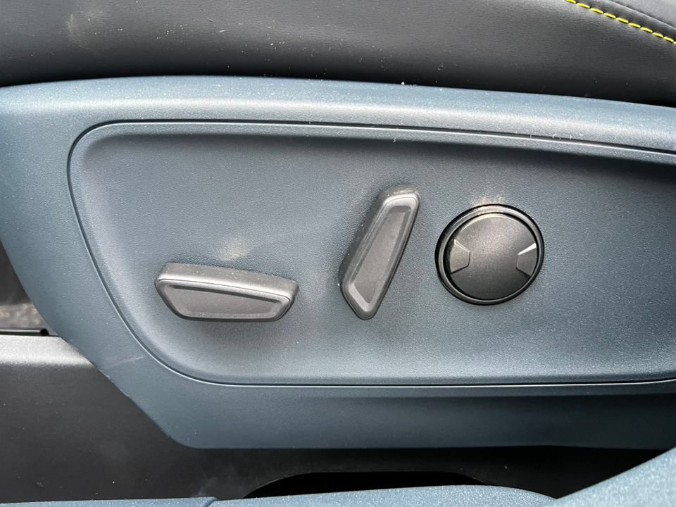 Used 2026 Ford Maverick Lobo AWD/4WD image 10