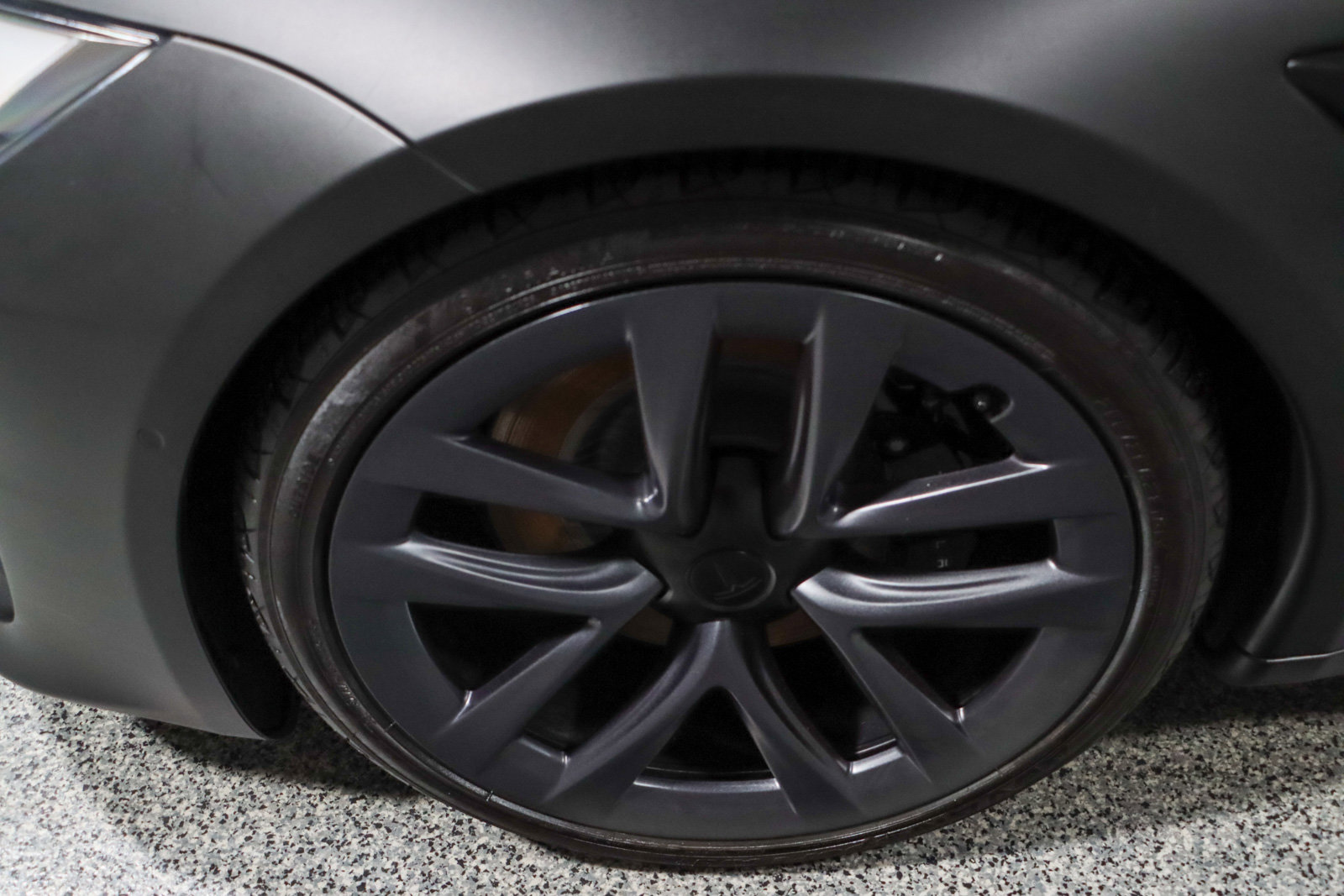 Used 2022 Tesla Model S Plaid image 11