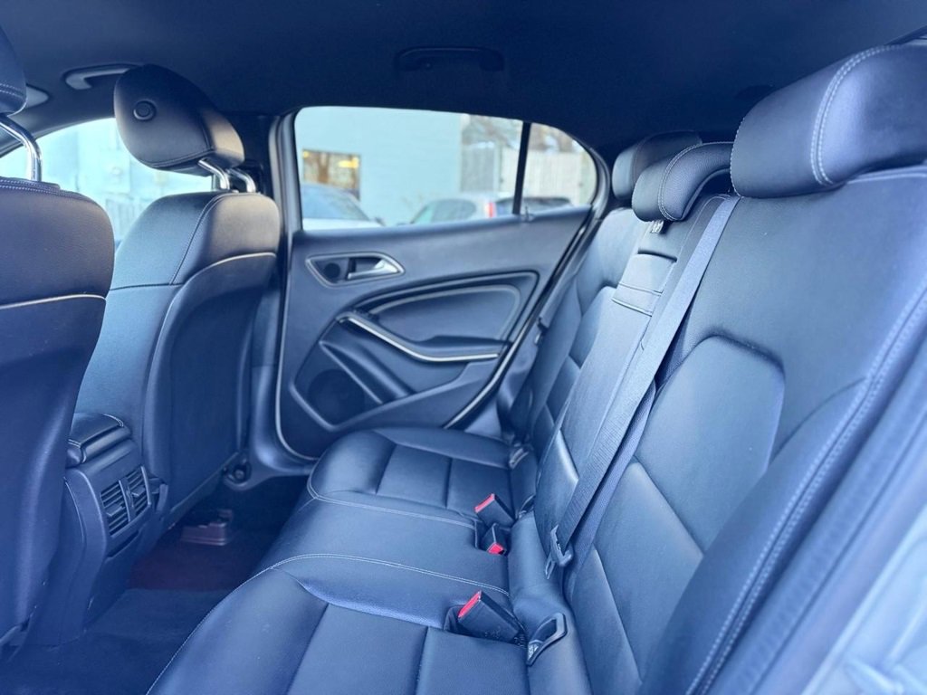 Used 2018 Mercedes-Benz GLA 250 4MATIC image 20