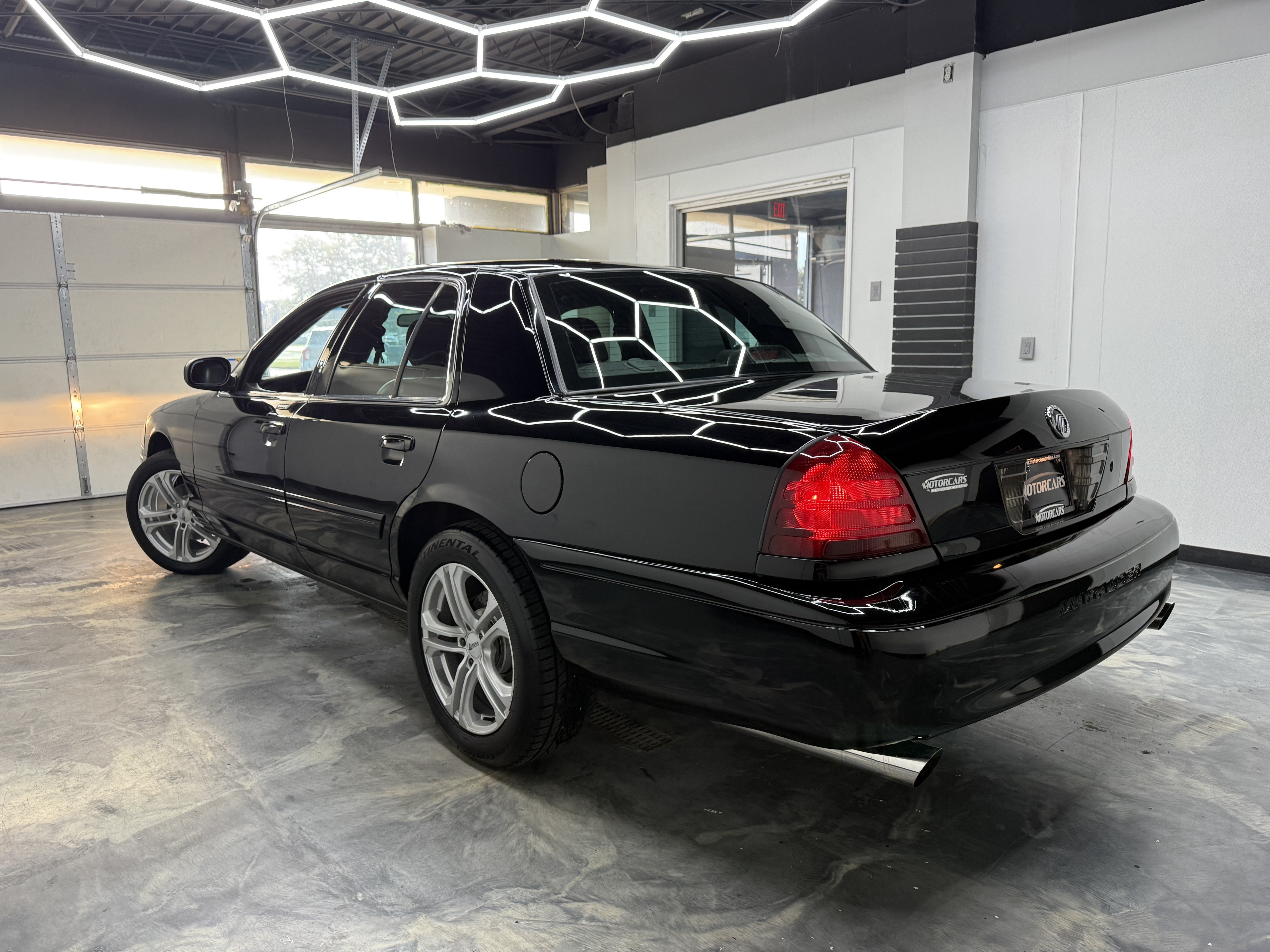 Used 2003 Mercury Marauder RWD image 3
